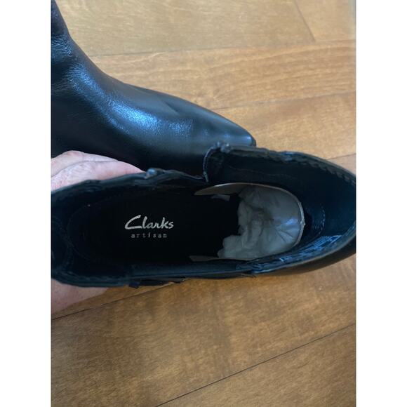 Clarks Morela Liza ankle black boots size 6.5 like new - Picture 8 of 12